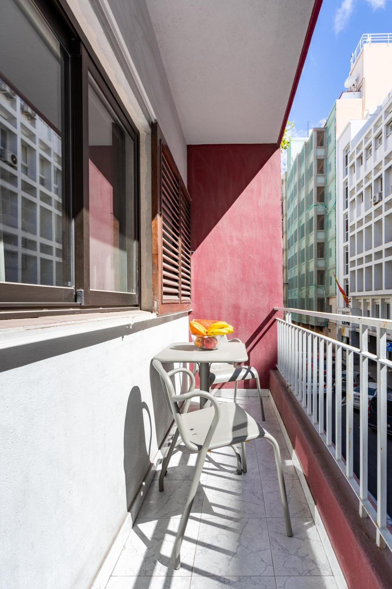 Home2Book Cozy Apt La Marina, Santa Cruz Center Luaran gambar